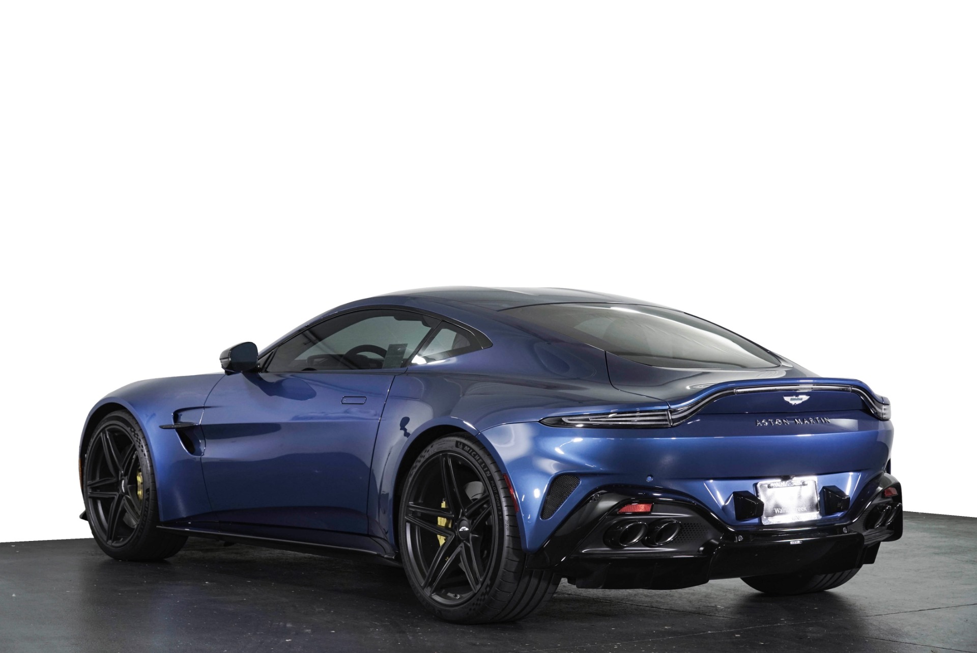 Used 2025 Aston Martin Vantage For Sale ($181,983) | The Luxury