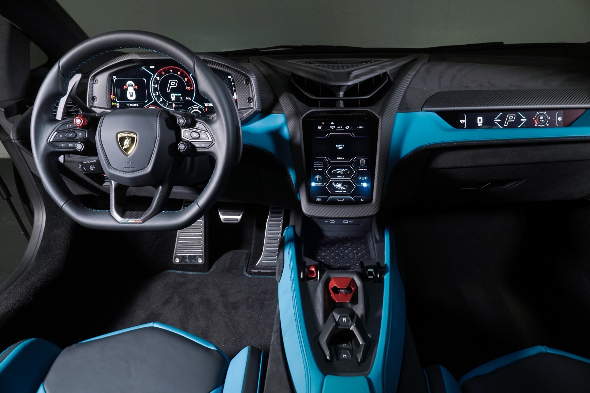 2025 Lamborghini Revuelto photo 10