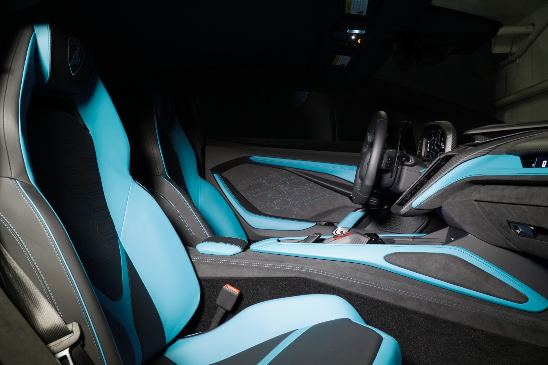 2025 Lamborghini Revuelto photo 12