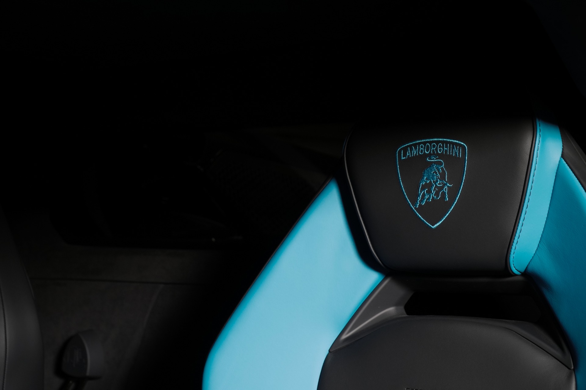 2025 Lamborghini Revuelto photo 5