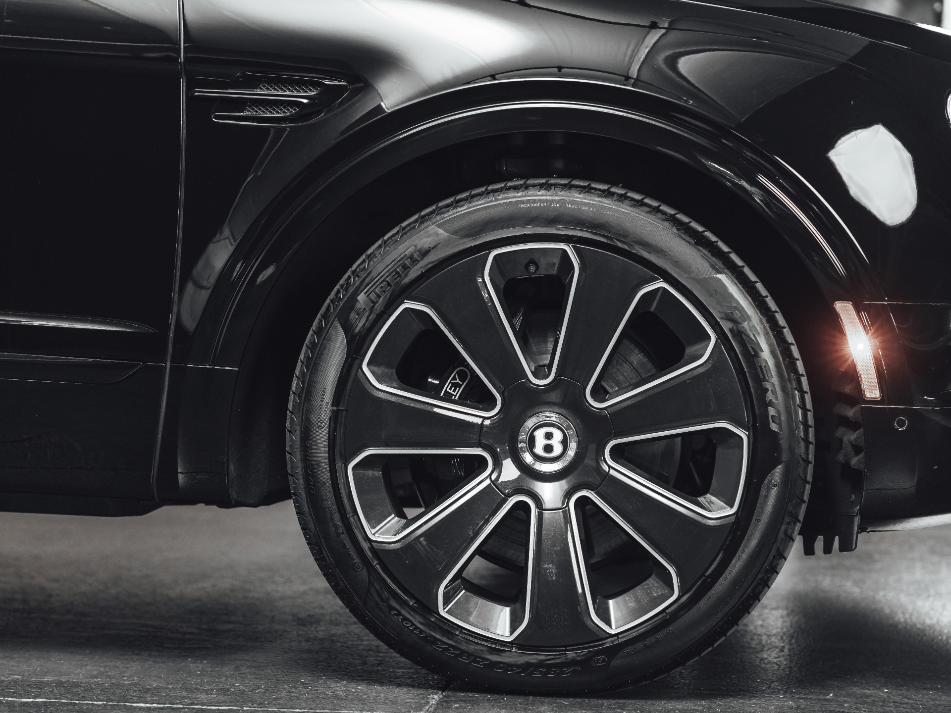 New 2020 Bentley Bentayga V8 For Sale (Sold) | The Luxury