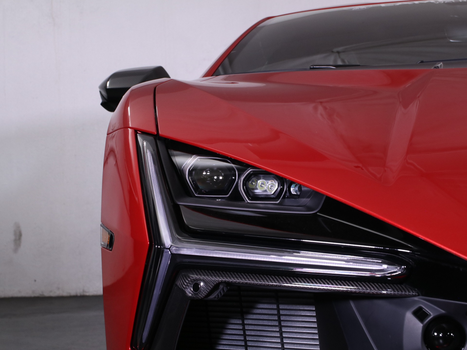 2025 Lamborghini Revuelto photo 19
