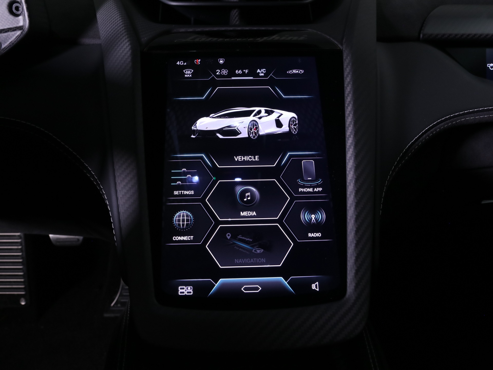 2025 Lamborghini Revuelto photo 24