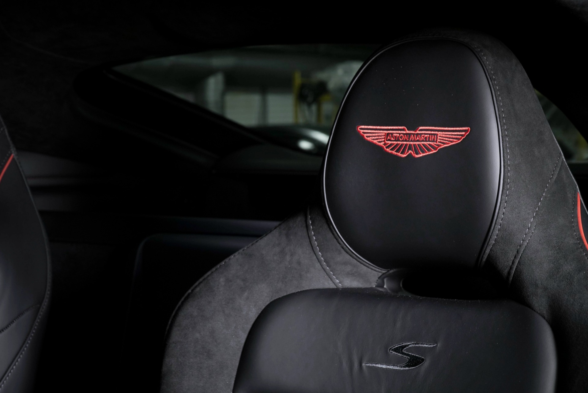 New 2026 Aston Martin Vantage For Sale ($256,200) | The Luxury