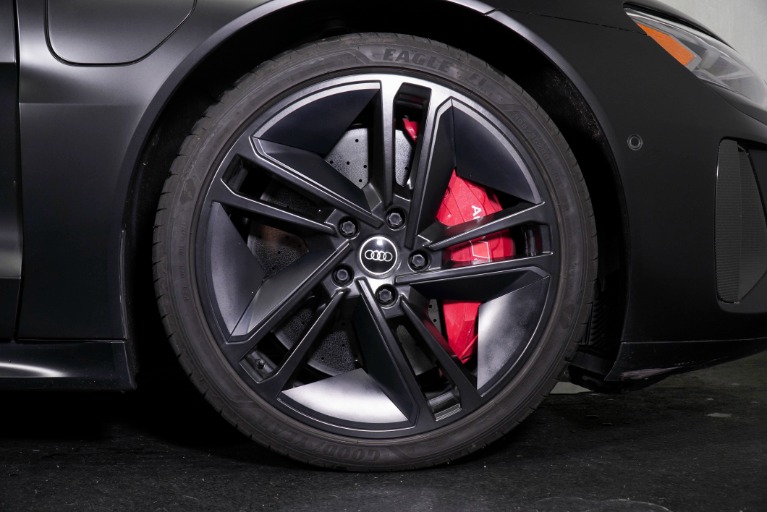 Used 2022 Audi RS e-tron GT for sale $56,991 at The Luxury Collection Walnut Creek in Walnut Creek CA 94596 4
