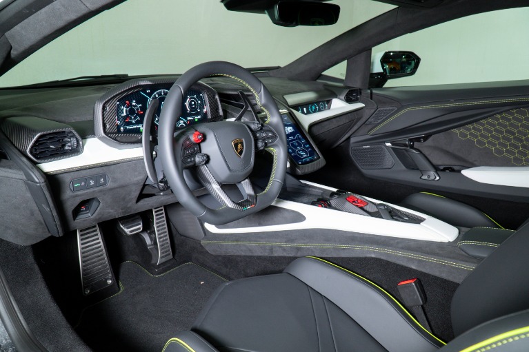 New 2026 Lamborghini Revuelto for sale $729,408 at The Luxury Collection Walnut Creek in Walnut Creek CA 94596 3