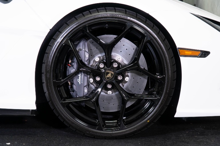 New 2026 Lamborghini Revuelto for sale $729,408 at The Luxury Collection Walnut Creek in Walnut Creek CA 94596 4