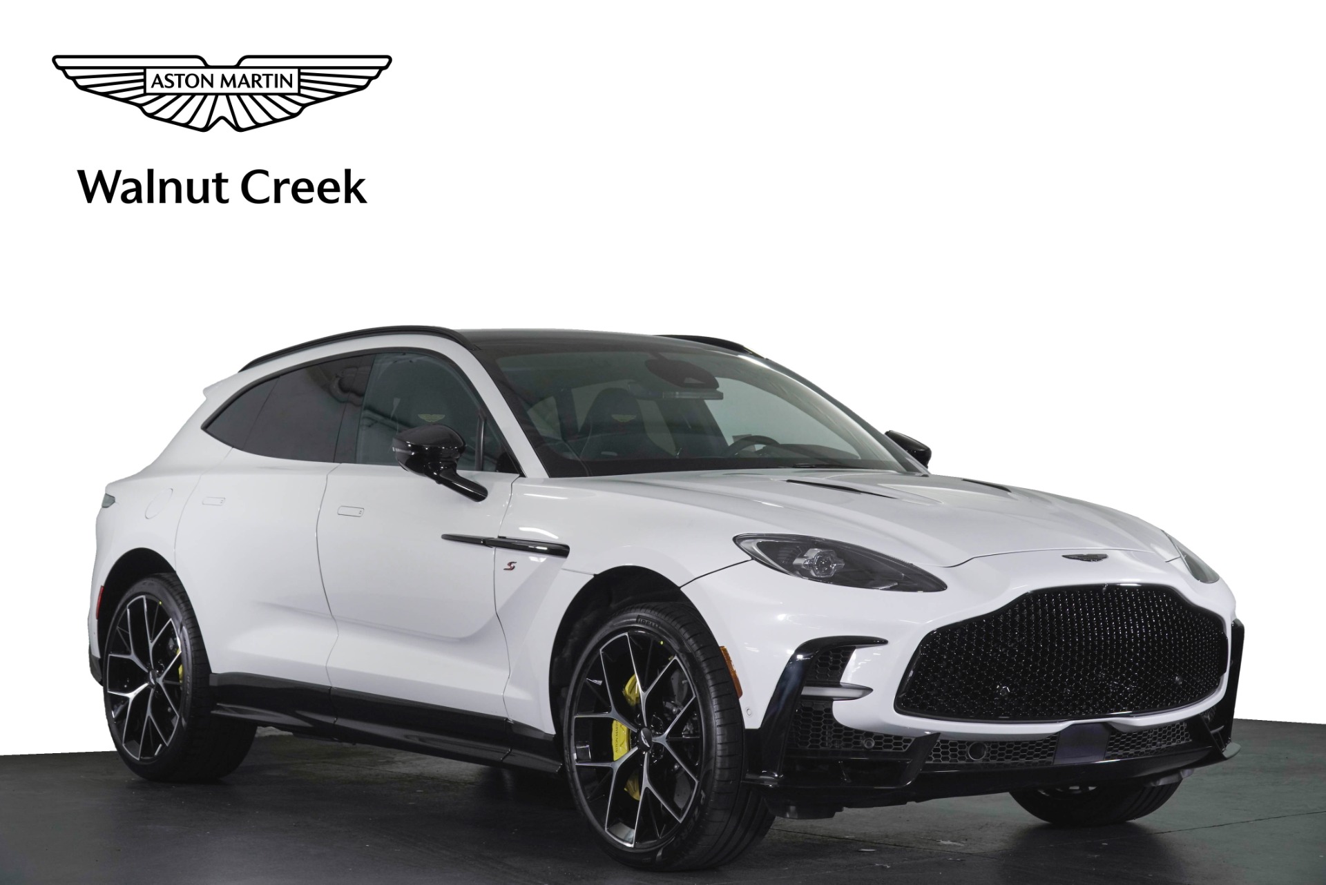 2026 Aston Martin DBX 4.0 V8 S AWD's photo