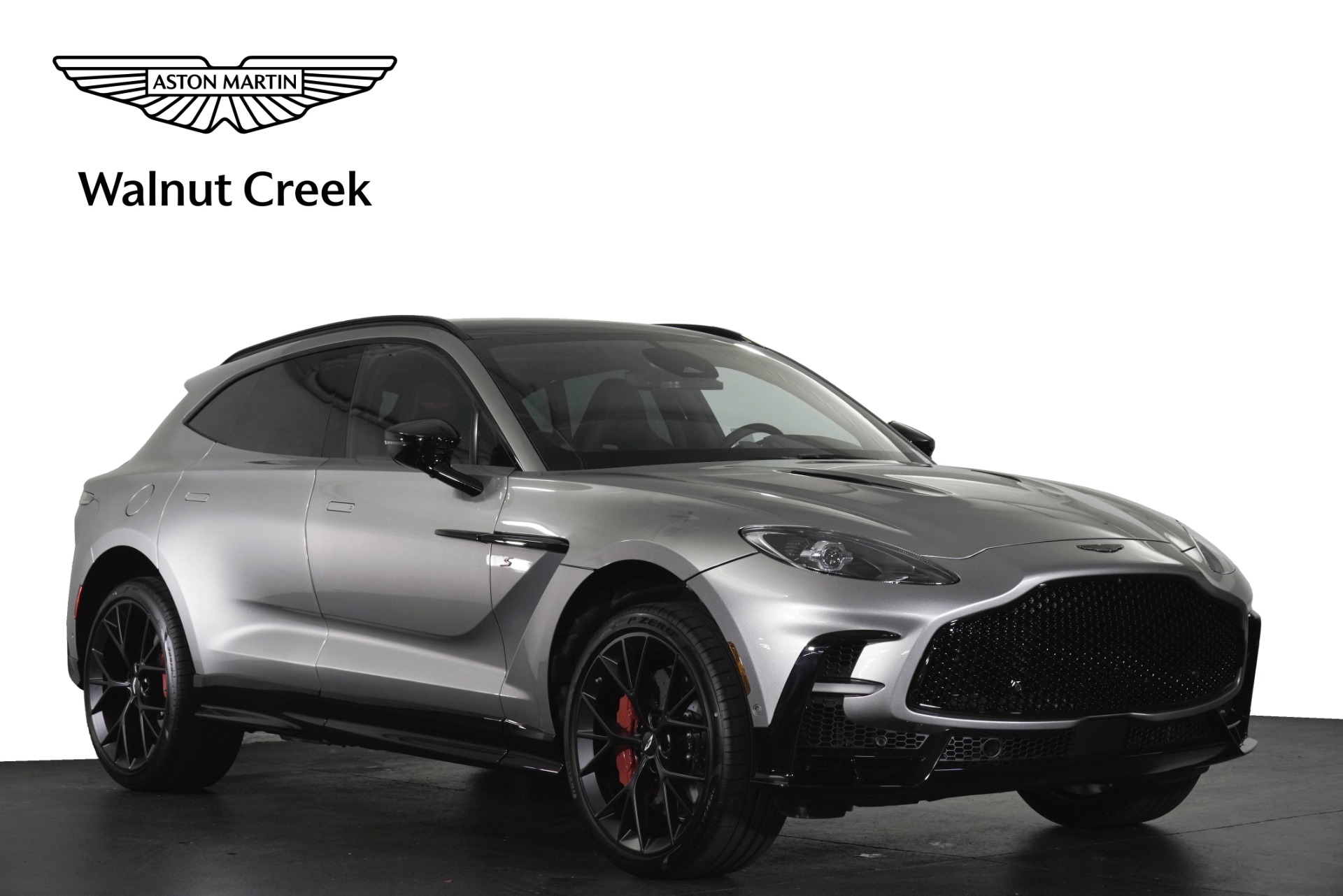 2026 Aston Martin DBX 4.0 V8 S AWD's photo