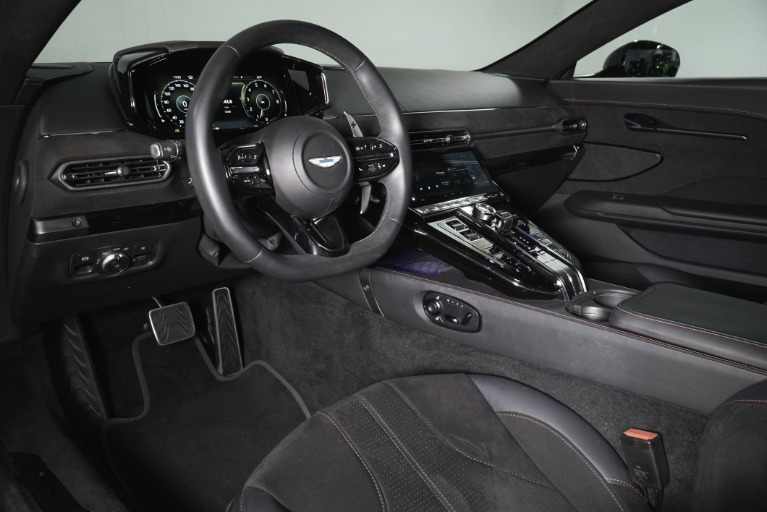 Used 2025 Aston Martin Vantage for sale $183,493 at The Luxury Collection Walnut Creek in Walnut Creek CA 94596 3