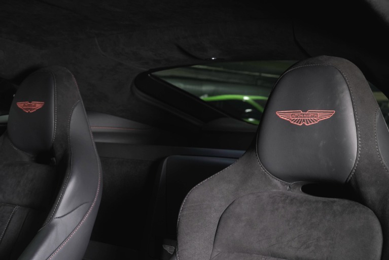 Used 2025 Aston Martin Vantage for sale $183,493 at The Luxury Collection Walnut Creek in Walnut Creek CA 94596 4