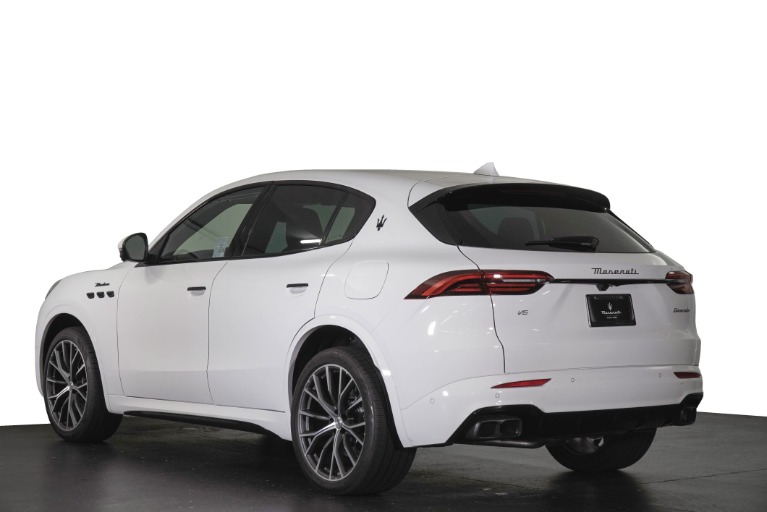 New 2026 Maserati Grecale Modena for sale $92,105 at The Luxury Collection Walnut Creek in Walnut Creek CA 94596 2
