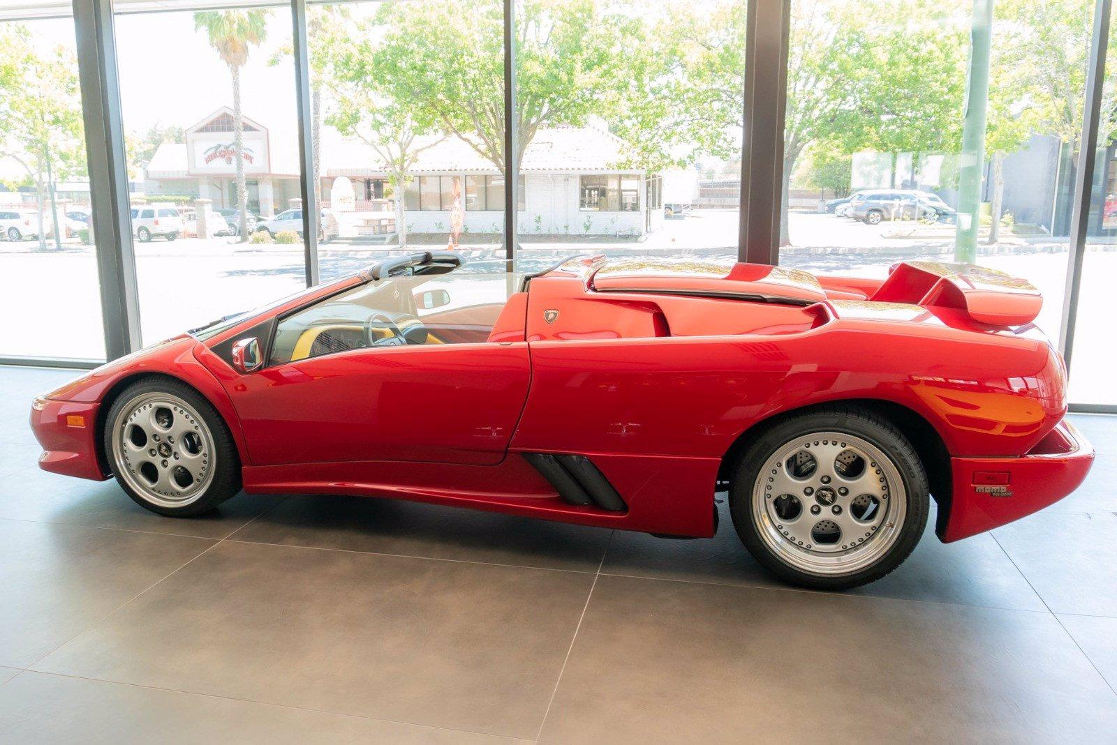 Used 1999 Lamborghini Diablo VT For Sale (Sold) | The Luxury