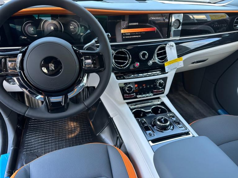 Used 2026 Rolls-Royce Spectre for sale $399,950 at The Luxury Collection Walnut Creek in Walnut Creek CA 94596 5