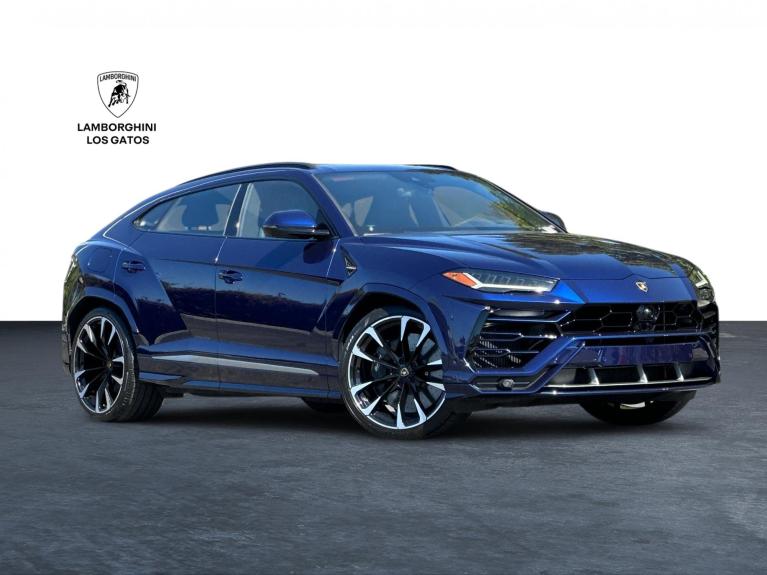 2020 Lamborghini Urus Base